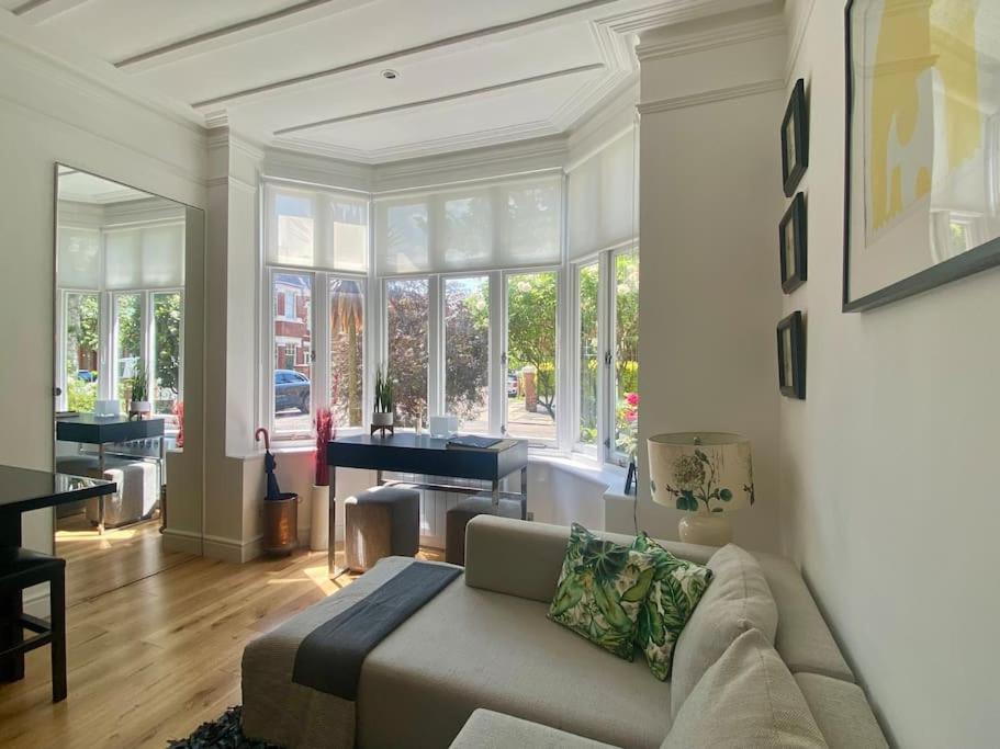 Apartamento Interior Designed Flat Near Kew Botanical Gardens Londres Exterior foto